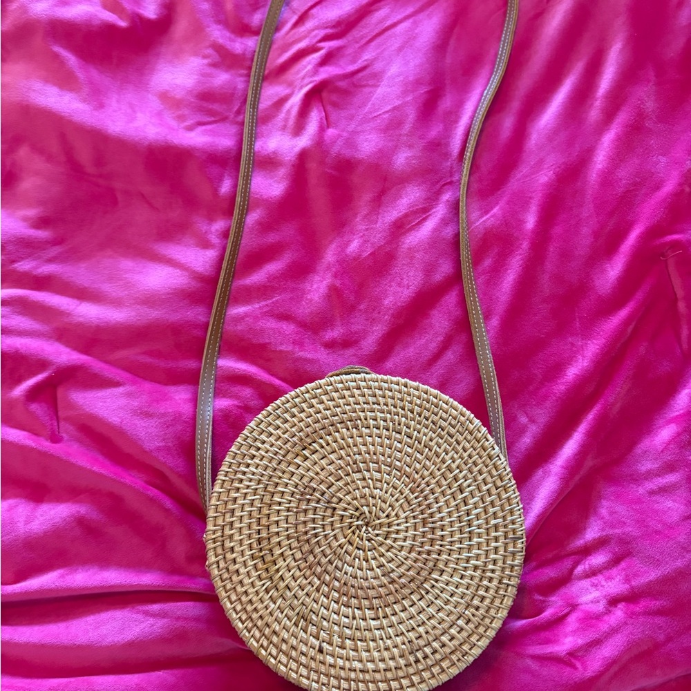 Round Tan Woven Crossbody Bag - Picture 4 of 5